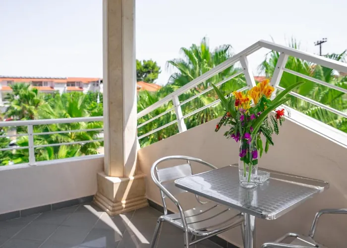 Tresor Sousouras Hotel