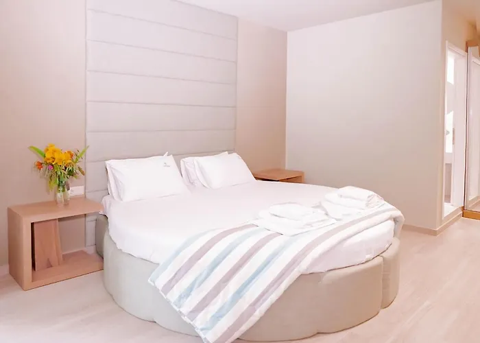 Tresor Sousouras Hotel