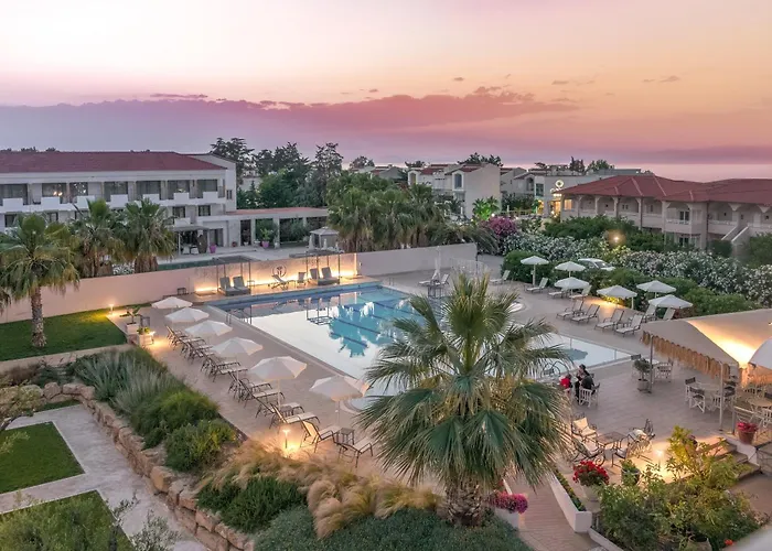 Hotel Tresor Sousouras 4*